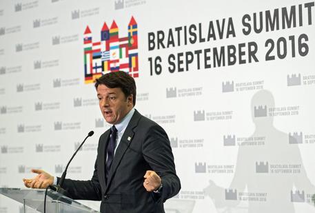 EU leaders meeting in Bratislava ренци