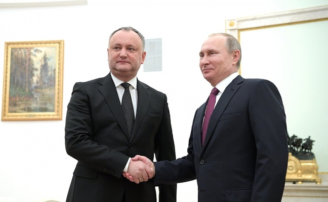 Путин и Додон
