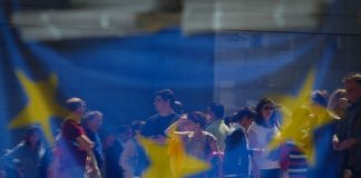 Почти 40 процентов европейцев считают, что лучшие годы ЕС уже позади